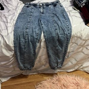 Wild Fable jogger jeans - Size M
